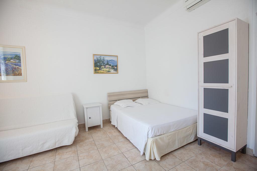 Appartements Foch Cannes Habitación foto